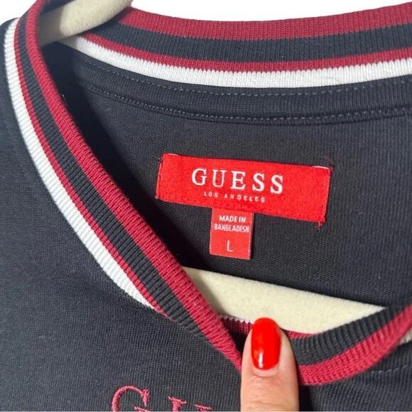 Guess Y2K Men’s Long Sleeve Red & Black Color Block Crewneck Shirt Size Large - Picture 7 of 8